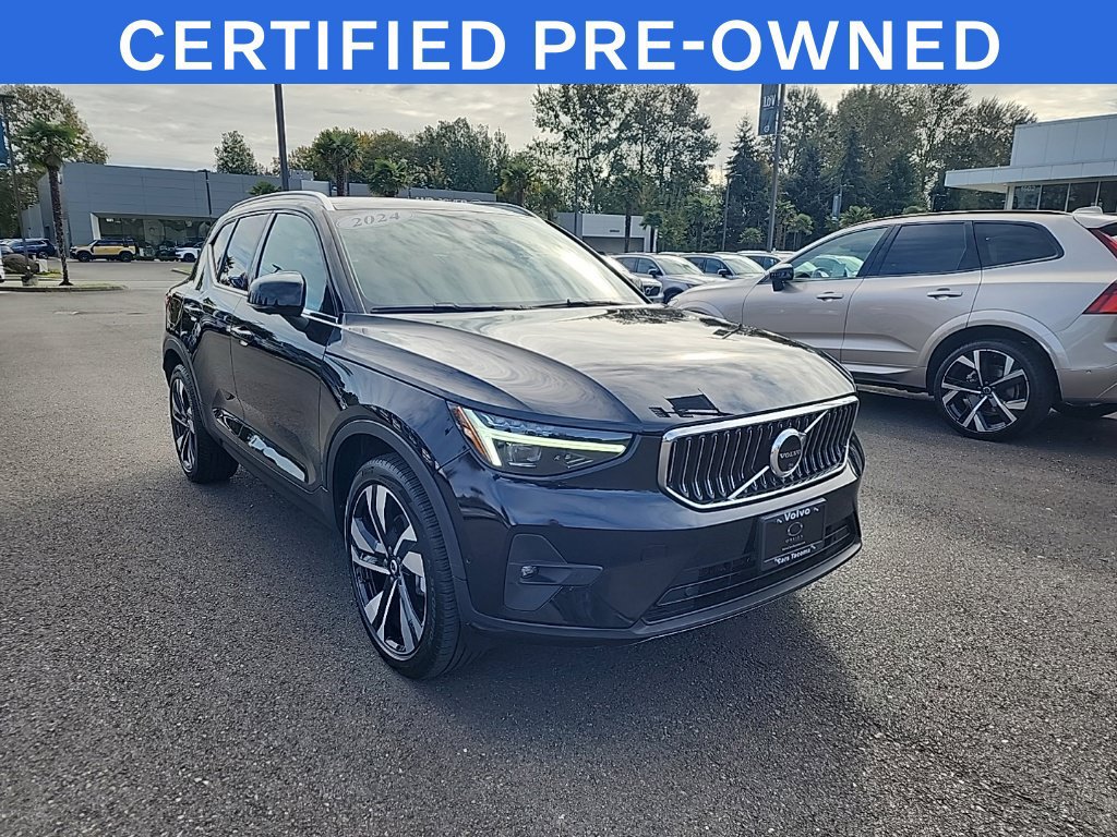 Used 2024 Volvo XC40 B5 Plus w/ Protection Package Premier AWD/4WD image 6
