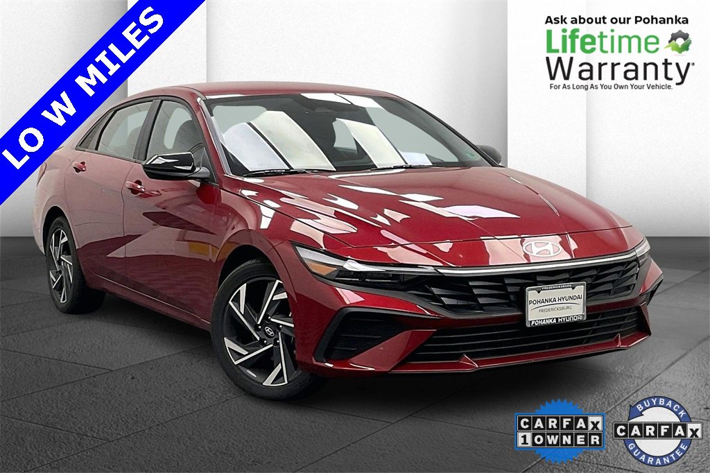 Certified 2025 Hyundai Elantra Sport image 1