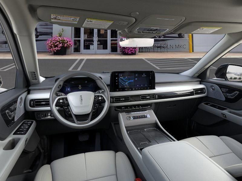 New 2026 Lincoln Aviator Reserve w/ Luxury Package image 7