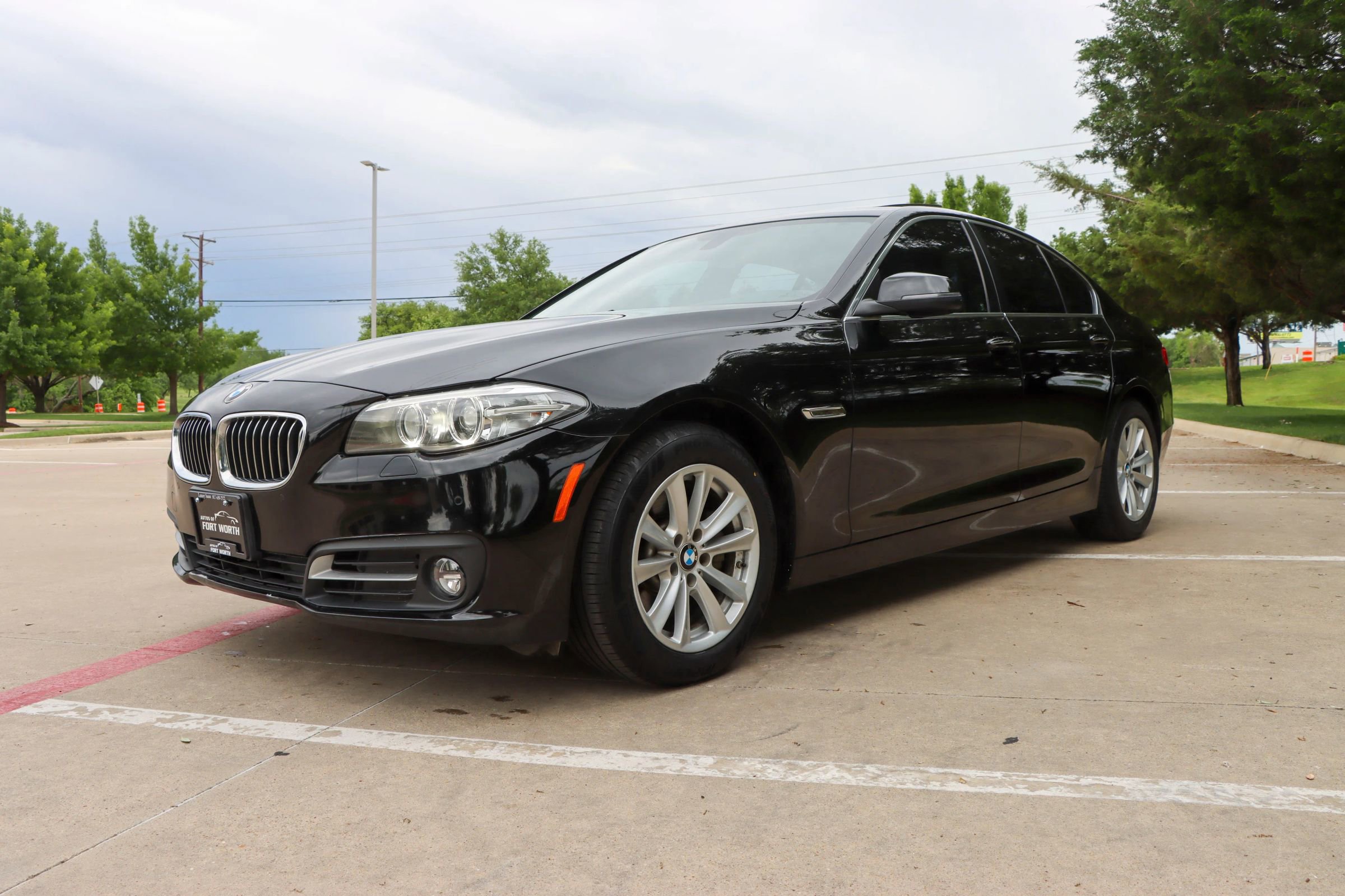 Used 2016 BMW 528i Sedan RWD image 3