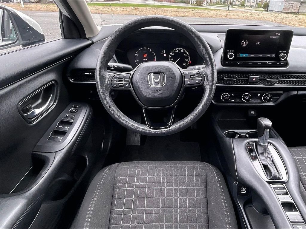 Used 2023 Honda HR-V LX image 17