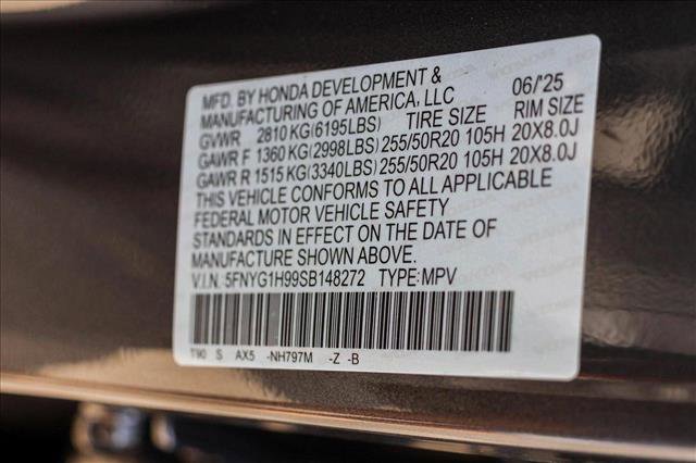 New 2025 Honda Pilot Black Edition image 28