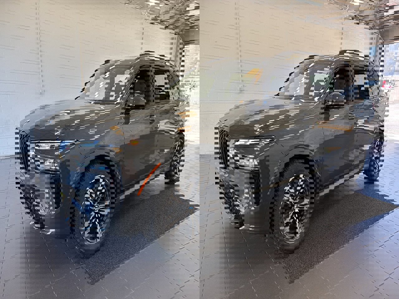 New 2026 BMW X7 xDrive40i w/ M Sport Package image 4