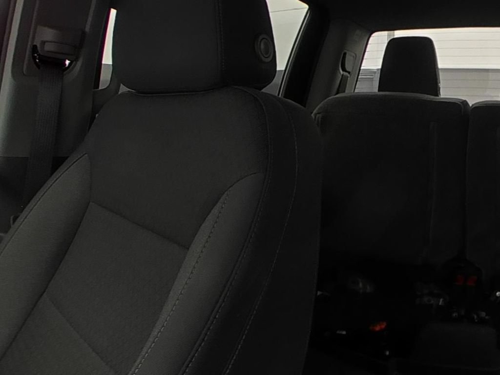 Used 2026 Chevrolet Silverado 1500 RST w/ RST Select Package RWD image 9