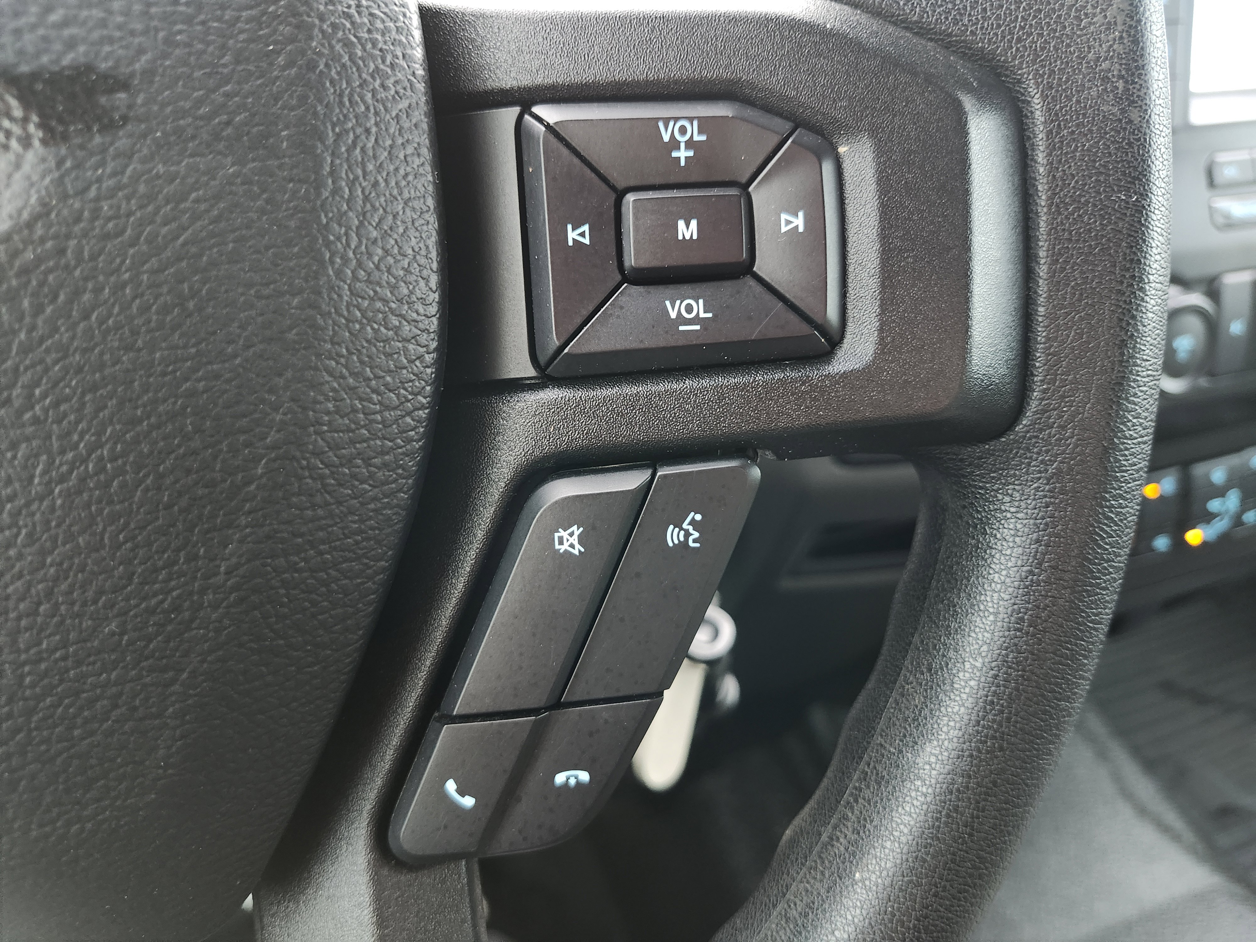 Used 2020 Ford F250 XL w/ STX Appearance Package image 32