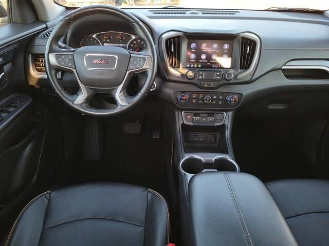 Used 2023 GMC Terrain AT4 image 25