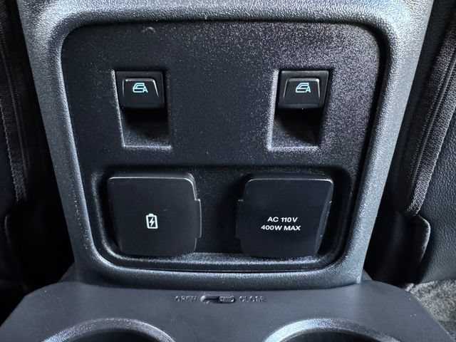 Used 2023 Ford Bronco Wildtrak AWD/4WD image 17