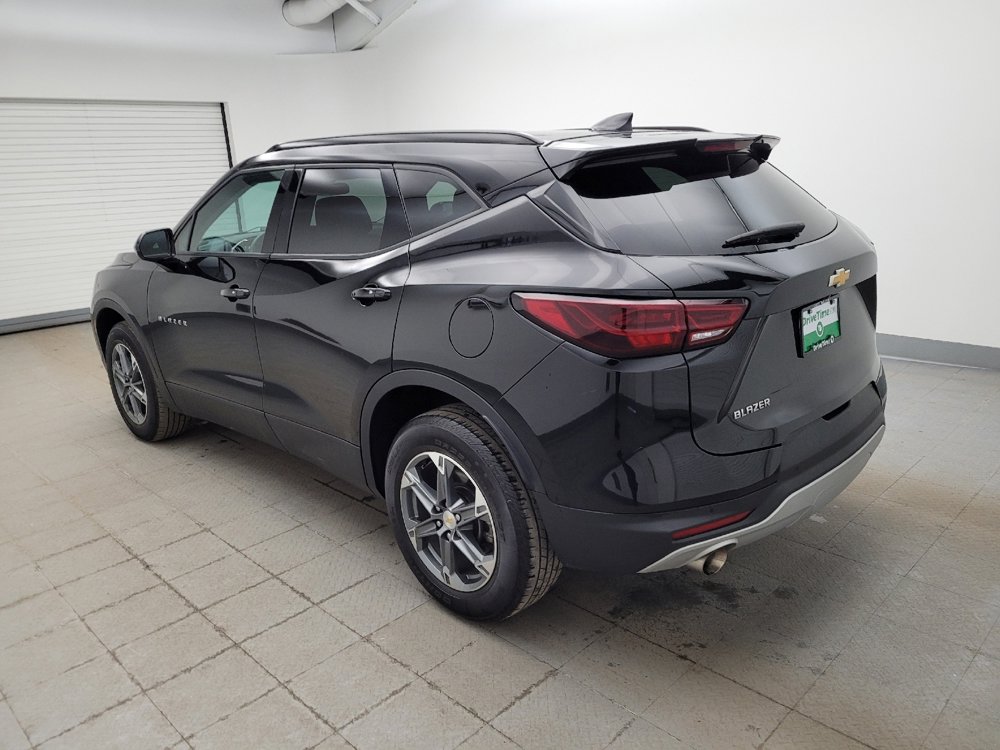 Used 2024 Chevrolet Blazer LT w/ Convenience Package image 3