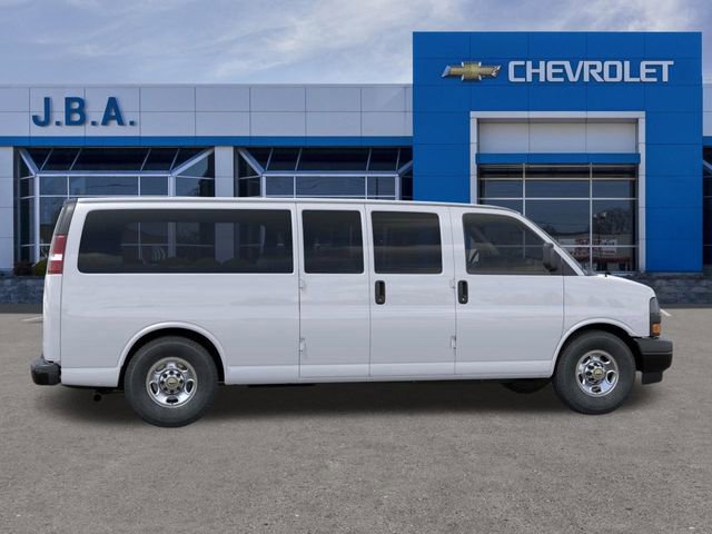 New 2025 Chevrolet Express 3500 LS image 5