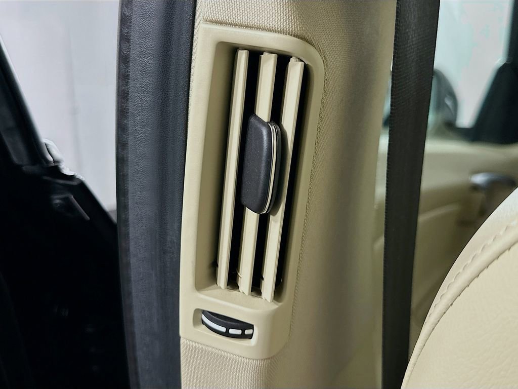 Used 2016 Volvo S60 T5 Premier image 25