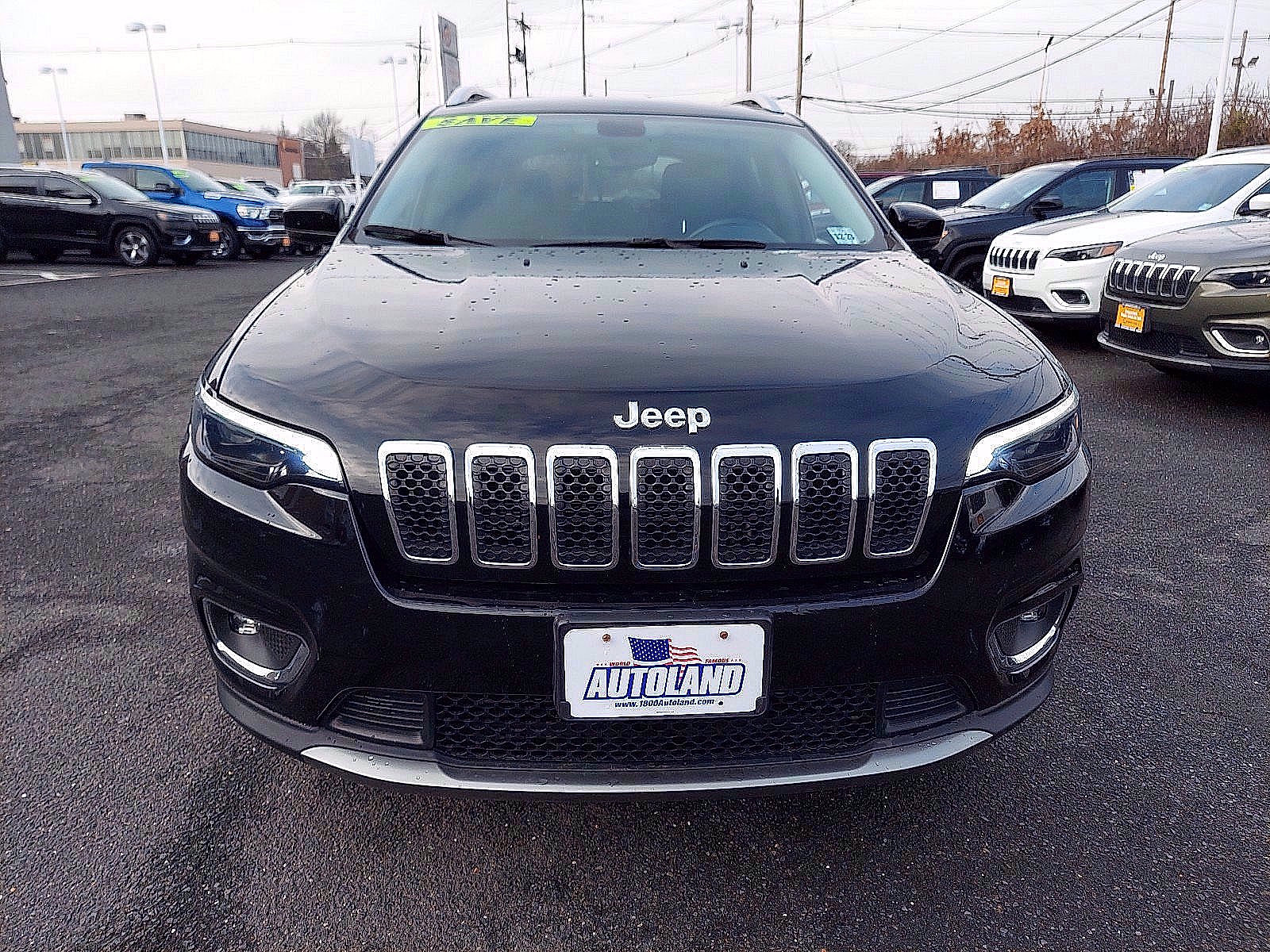 Certified 2019 Jeep Cherokee Limited image 2