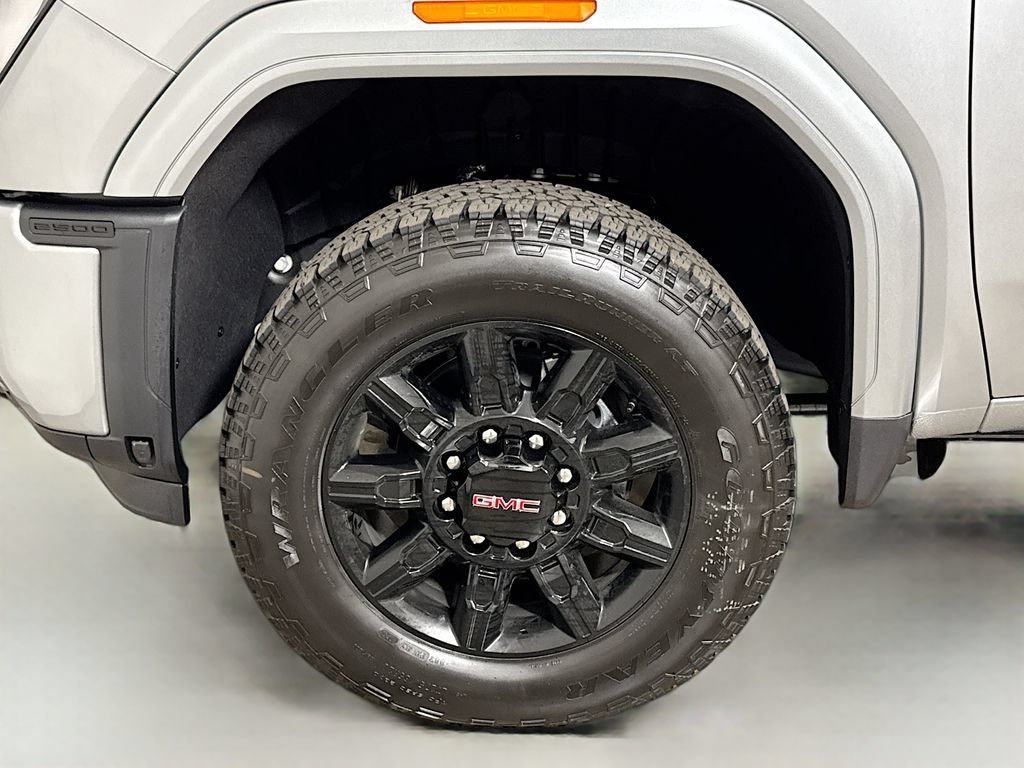 New 2026 GMC Sierra 2500 AT4 w/ AT4 Premium Plus Package AWD/4WD image 19