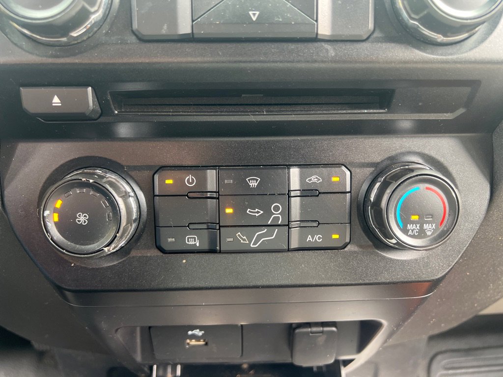 Used 2018 Ford F550 4x4 SuperCab Super Duty image 26