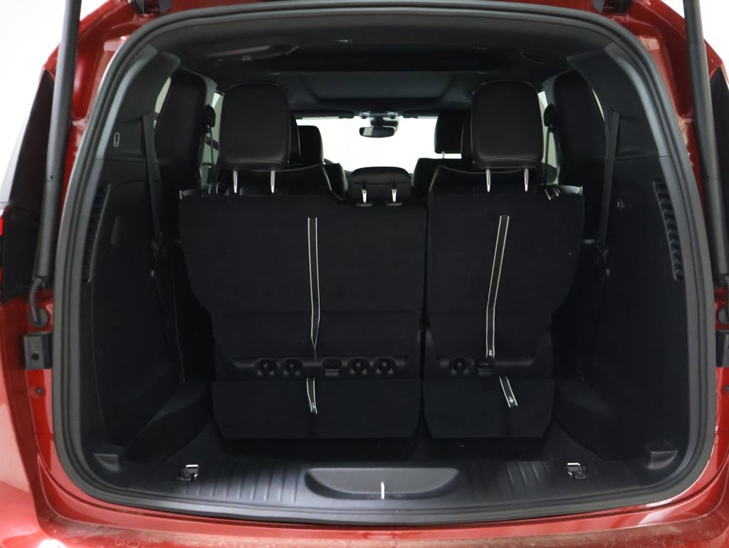 New 2027 Chrysler Pacifica Limited AWD/4WD image 11