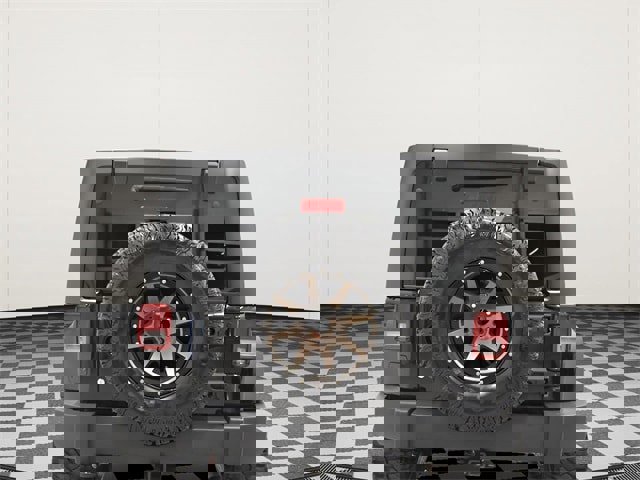 Used 2017 Jeep Wrangler Unlimited Rubicon w/ Cold Weather Group image 7