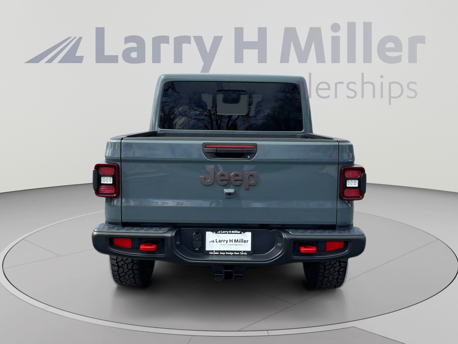 New 2026 Jeep Gladiator Rubicon w/ Steel Bumper Group AWD/4WD image 4