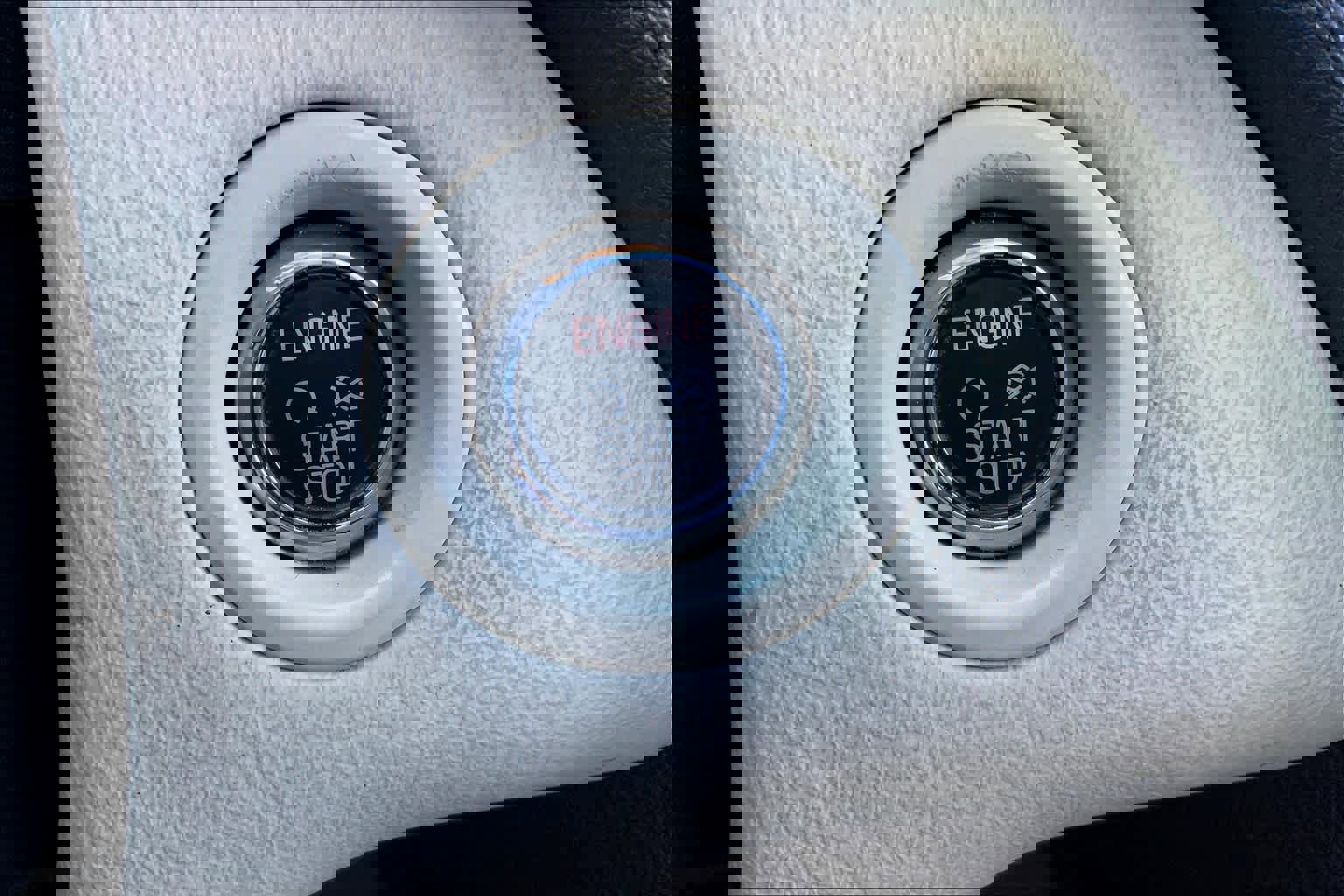 Used 2014 Lincoln MKS AWD w/ Equipment Group 201A image 33