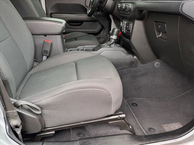 Used 2019 Jeep Wrangler Unlimited Sahara image 19