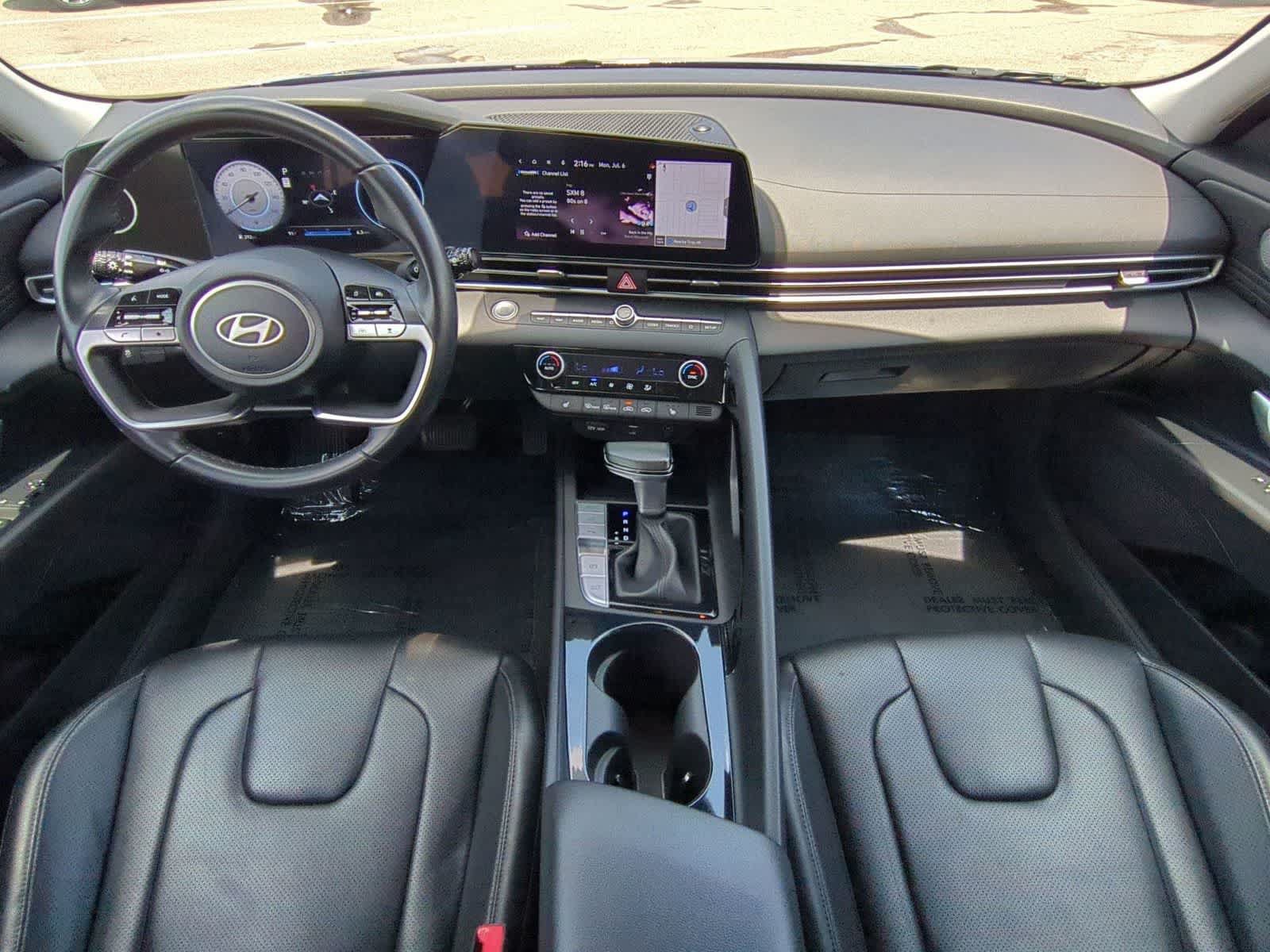 Used 2024 Hyundai Elantra Limited FWD image 14