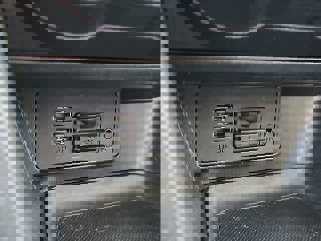 Used 2016 MAZDA MAZDA3 i Sport image 29