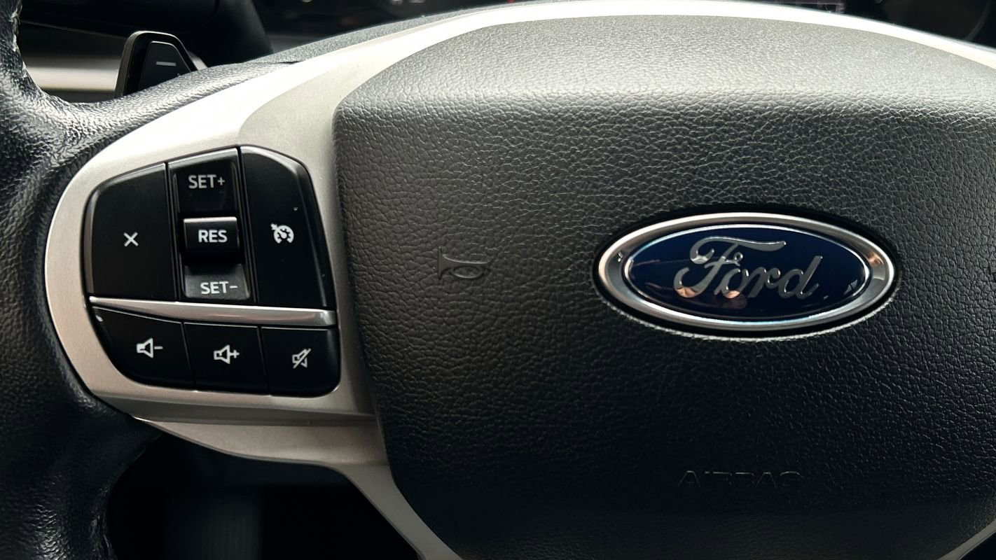 Used 2020 Ford Explorer XLT w/ Equipment Group 202A image 31