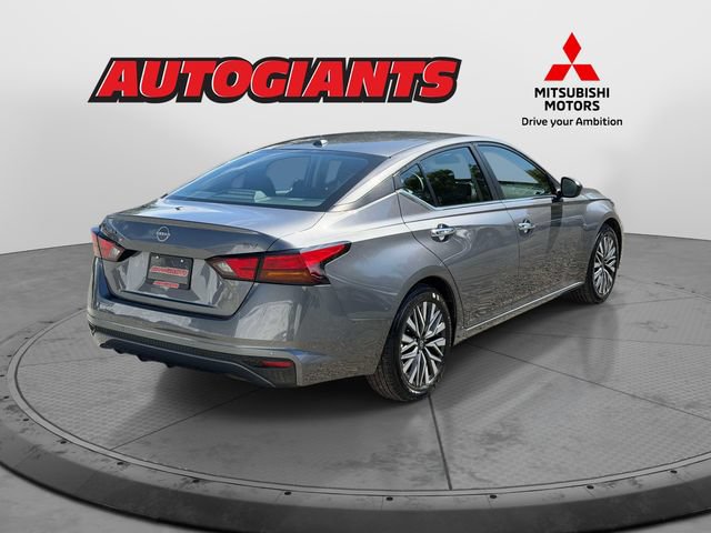 Used 2024 Nissan Altima 2.5 SV FWD image 4