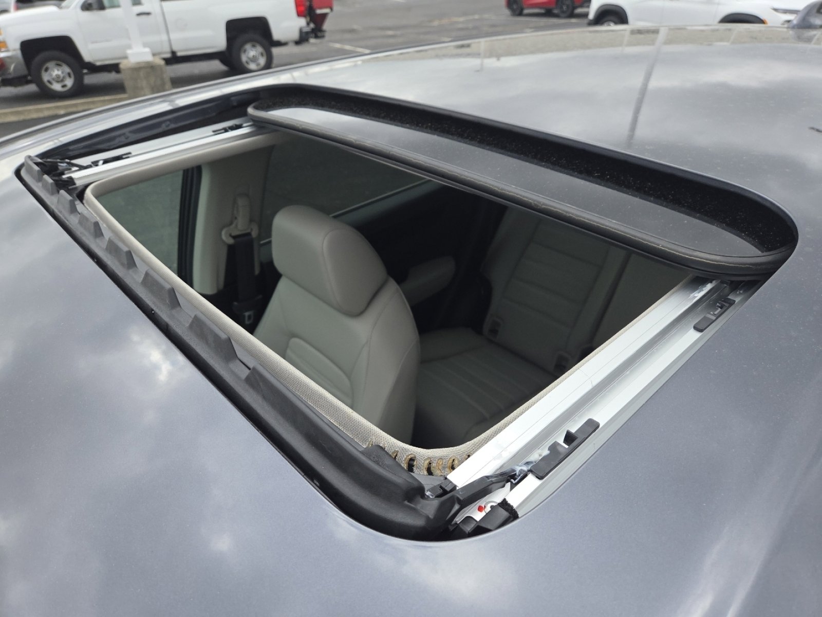 New 2026 Honda CR-V EX-L image 4