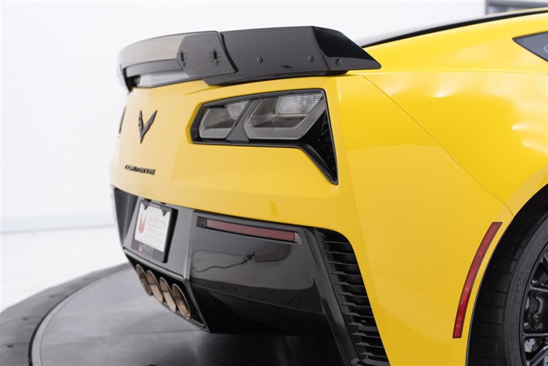 Used 2018 Chevrolet Corvette Z06 RWD image 27