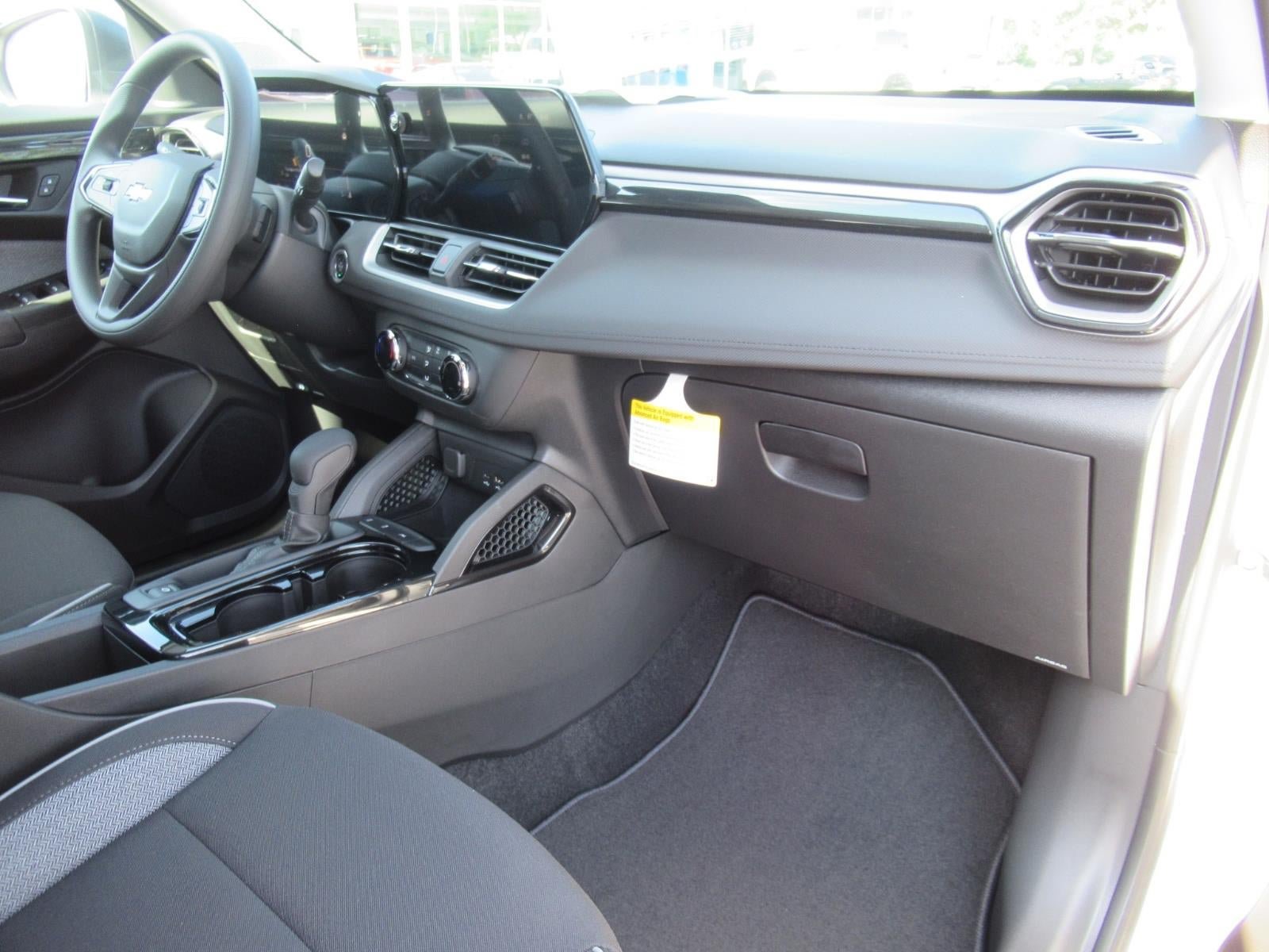 New 2026 Chevrolet TrailBlazer LS w/ LS Convenience Package FWD image 11