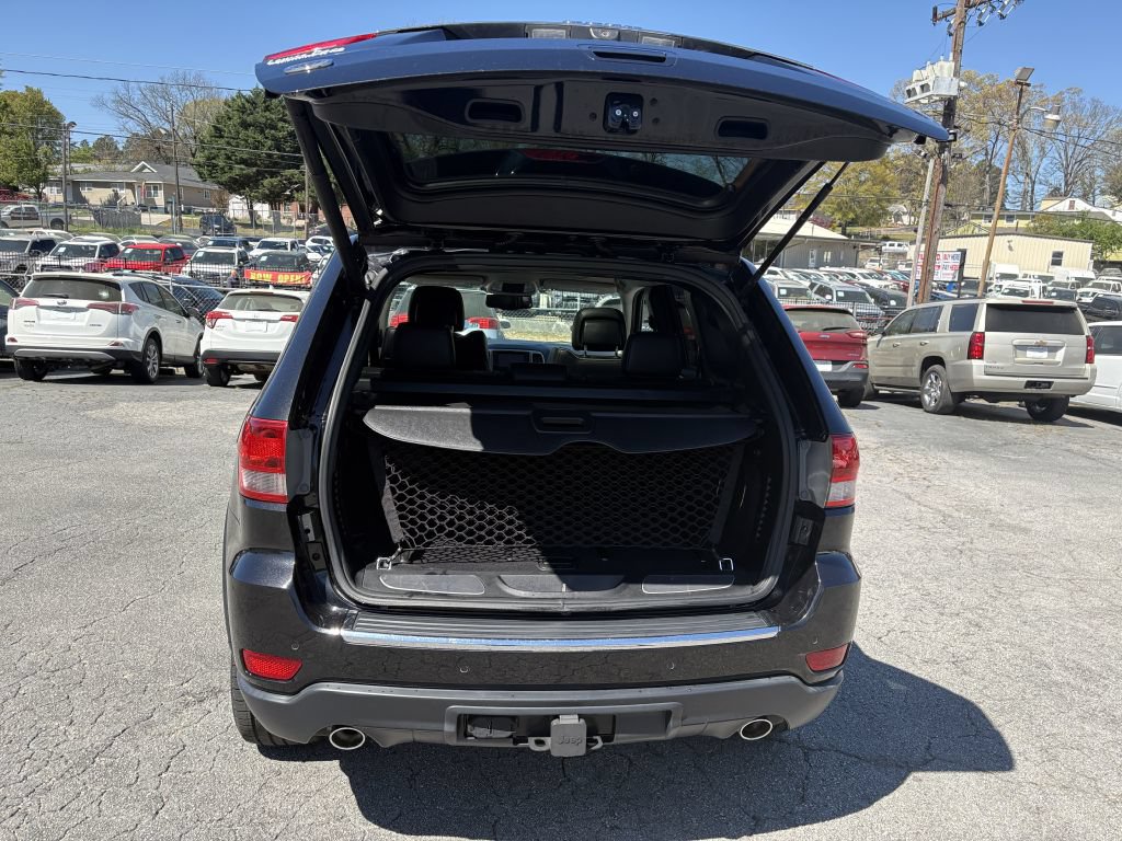 Used 2013 Jeep Grand Cherokee Overland w/ Trailer Tow Group IV RWD image 5
