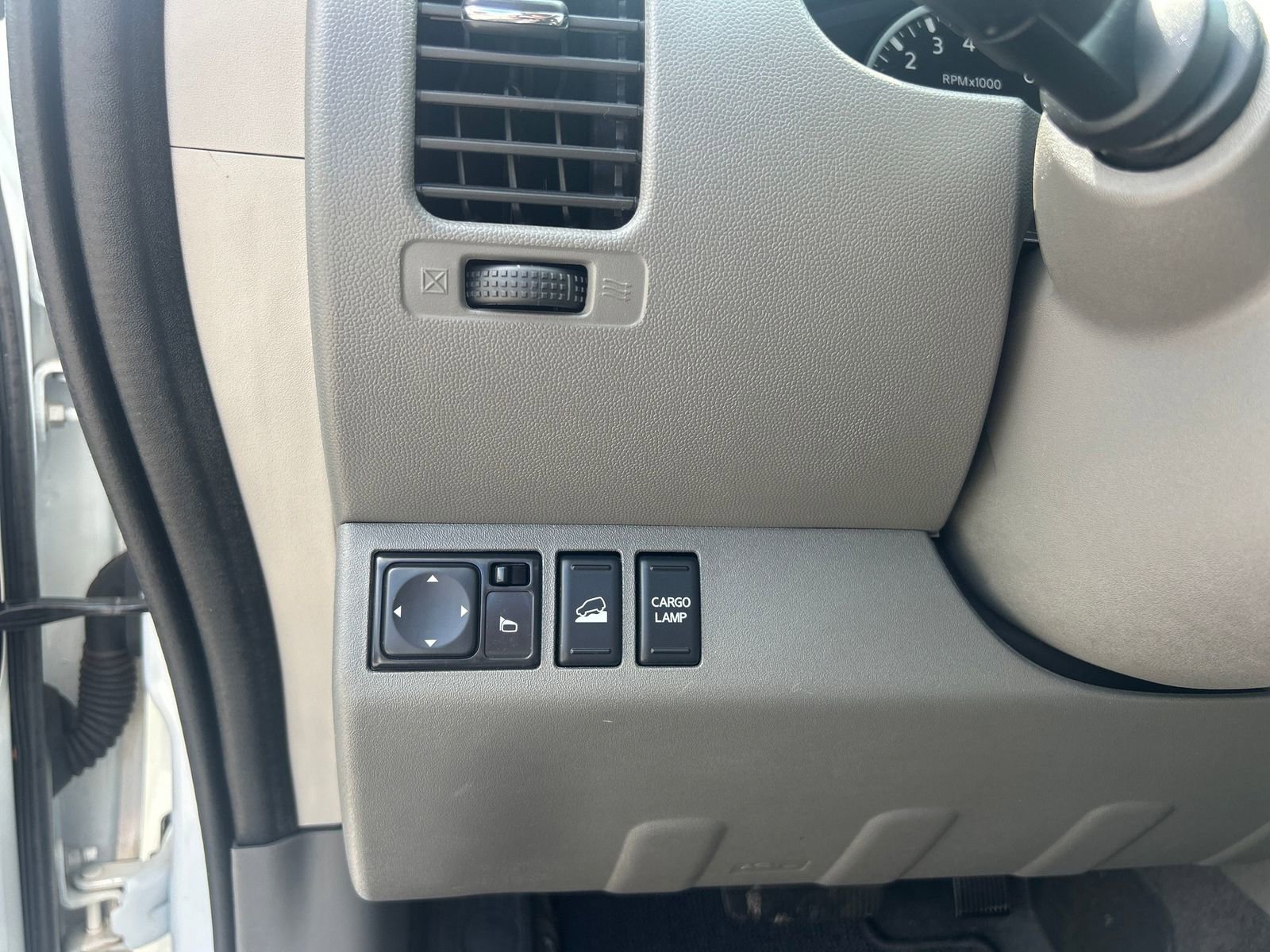 Used 2019 Nissan Frontier SL image 35