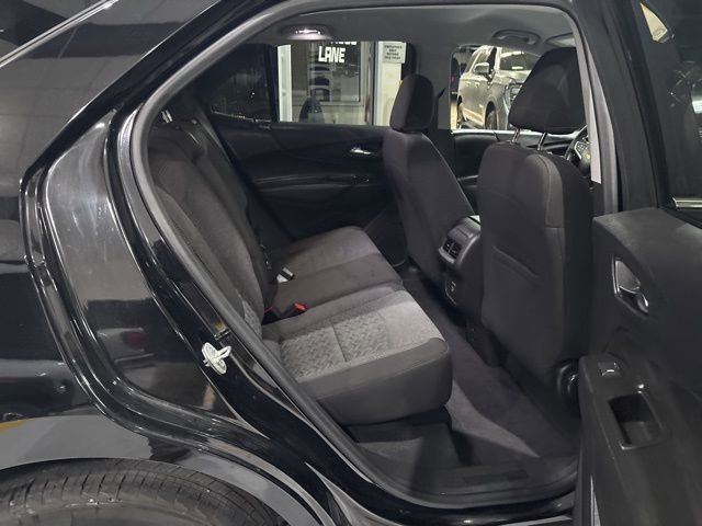 Used 2022 Chevrolet Equinox LT image 32