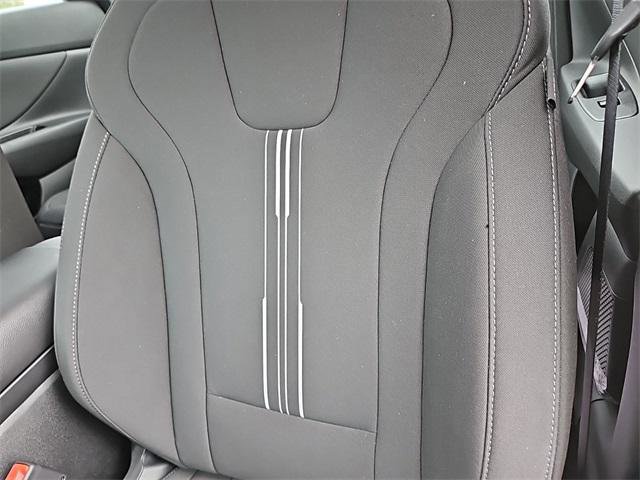 New 2025 Hyundai Elantra SEL image 12