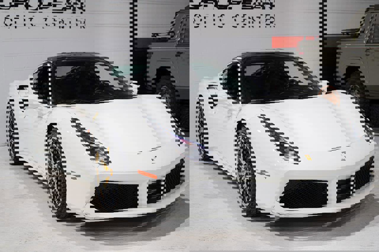 Used 2016 Ferrari 488 GTB image 28