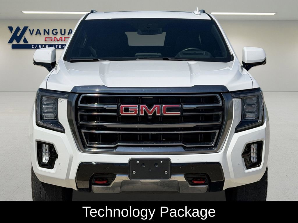 Used 2023 GMC Yukon XL AT4 w/ Technology Package AWD/4WD image 3