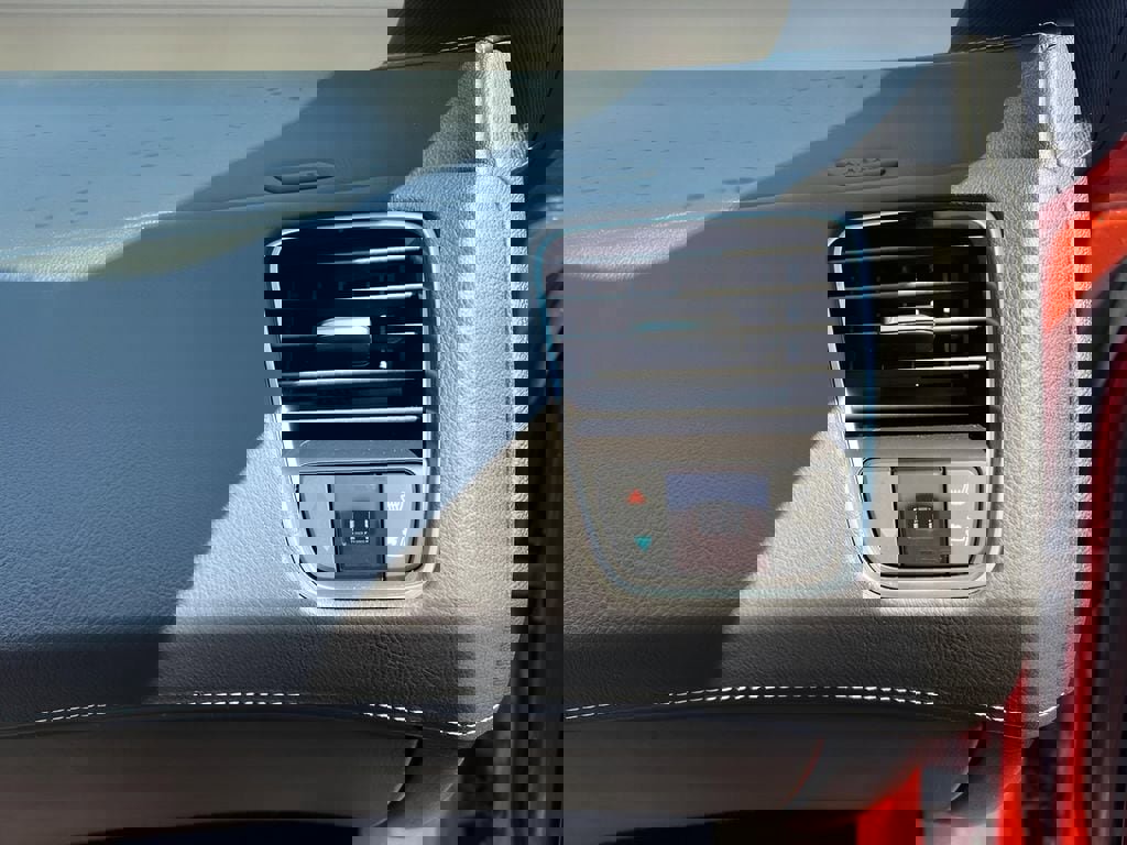 Used 2015 Chevrolet Corvette Stingray Coupe w/ 2LT Preferred Equipment Group image 26