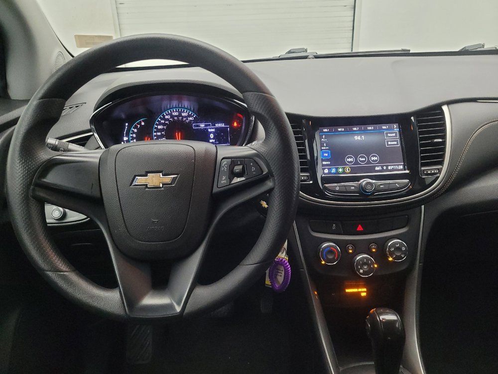 Used 2019 Chevrolet Trax LS AWD/4WD image 22