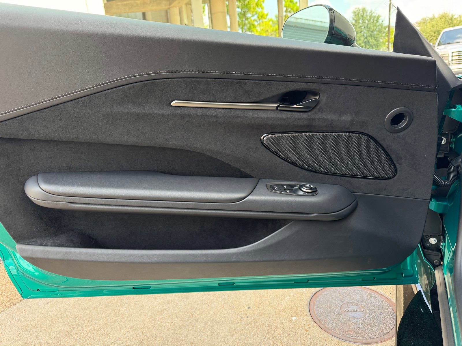 New 2026 Aston Martin V8 Vantage Coupe image 19