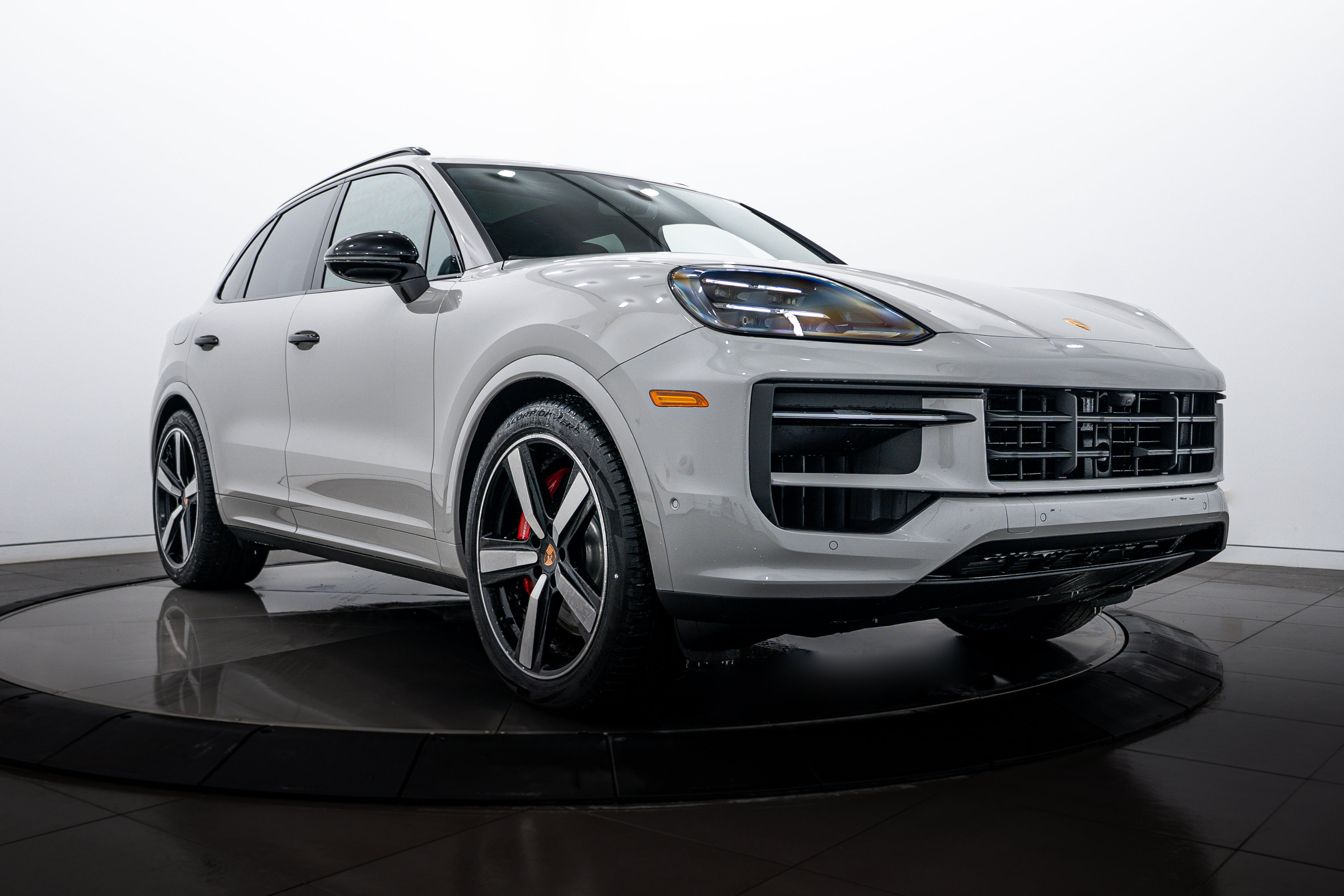 New 2026 Porsche Cayenne S AWD/4WD image 9