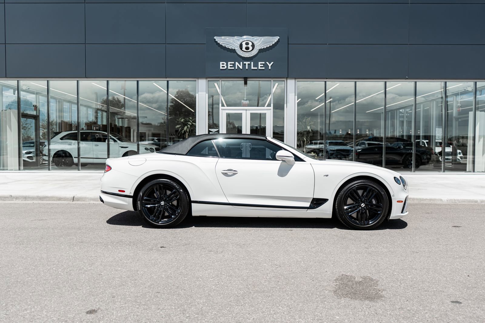 Certified 2022 Bentley Continental GT AWD/4WD image 14
