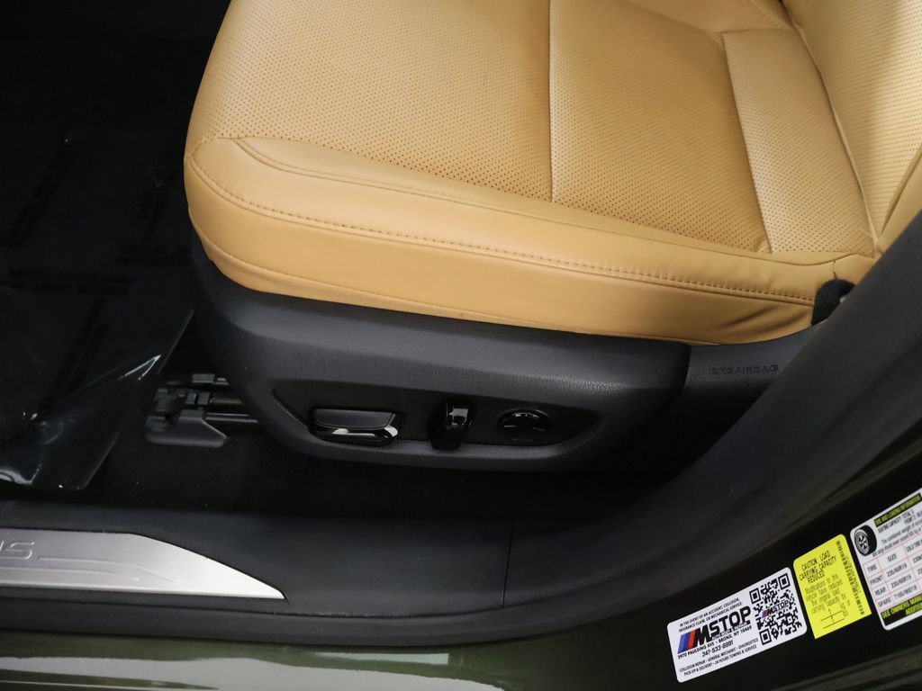 Used 2023 Lexus RX 350 Premium w/ Accessory Package AWD/4WD image 33