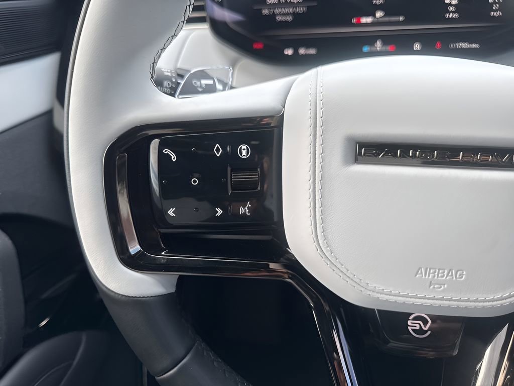 Used 2025 Land Rover Range Rover Sport SV Edition Two image 16