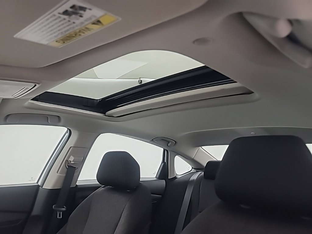 Used 2023 Honda Accord EX image 36
