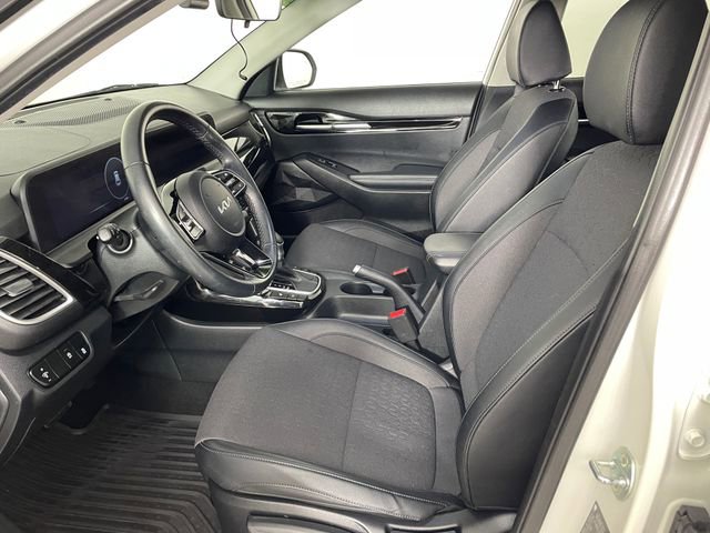 Certified 2024 Kia Seltos S image 2