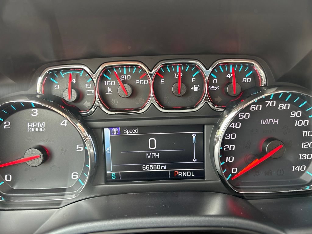 Used 2018 Chevrolet Silverado 1500 LT w/ All Star Edition RWD image 25