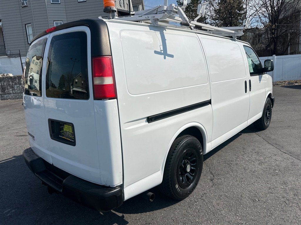 Used 2011 Chevrolet Express 1500 AWD w/ Power Package image 4