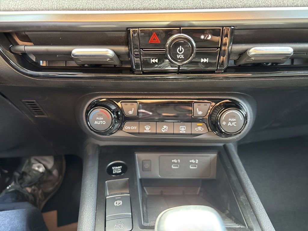 New 2026 Nissan Kicks SV w/ Charging Package FWD image 12