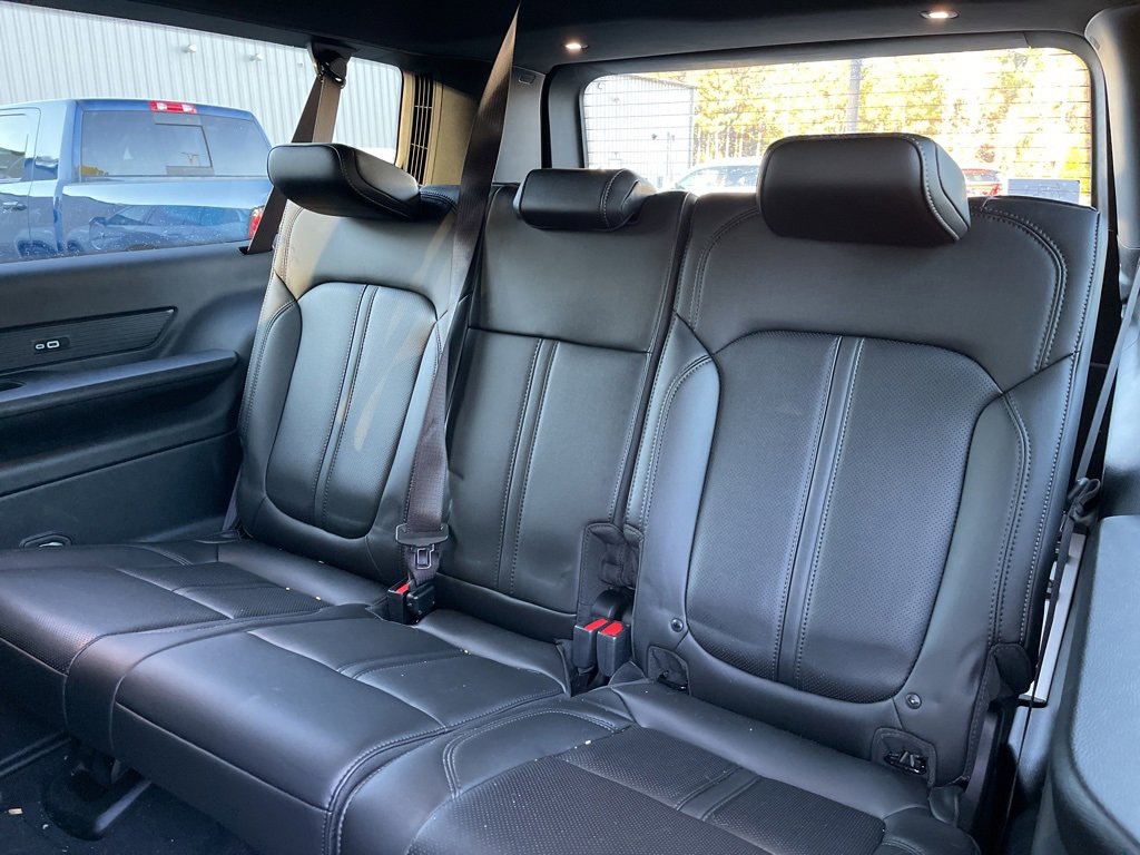 New 2025 Jeep Wagoneer L 4WD w/ Convenience Group I image 18