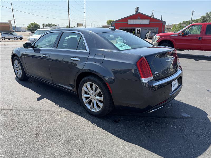 Used 2016 Chrysler 300 C AWD/4WD image 5