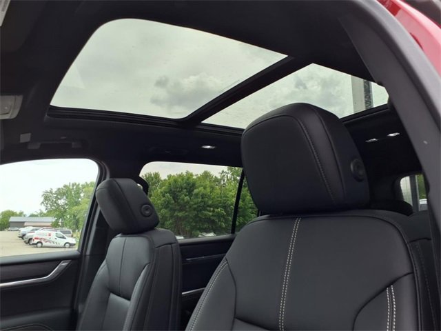 New 2025 GMC Acadia Elevation w/ Elevation Premium Package image 19